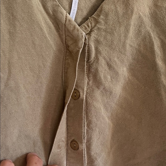 Casual Olive Button-Down Camisole - Picture 6 of 6